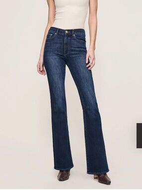 DL19Dark Blue Women's Bootcut Jeans - Classic Everyday Style